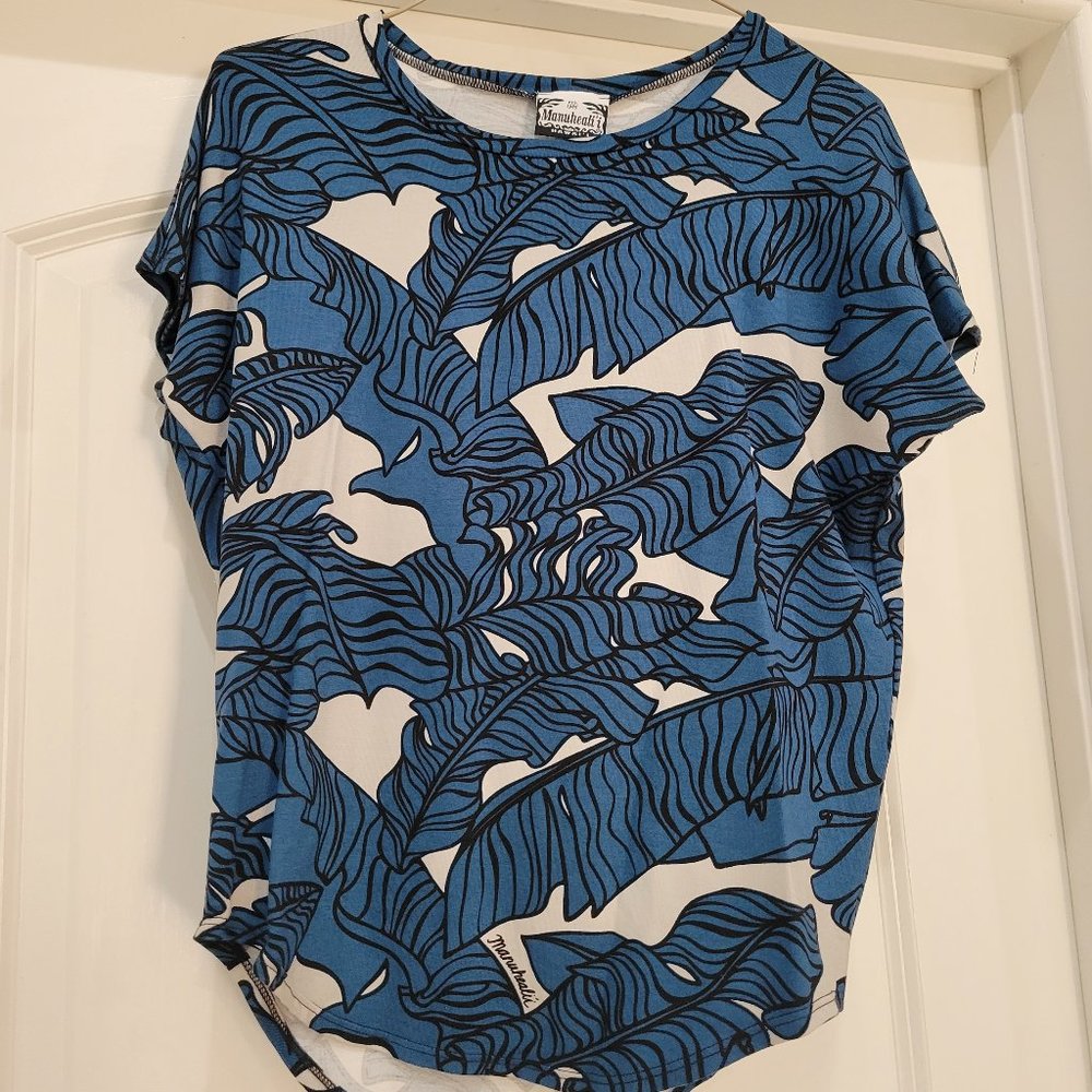 Manuhealii Mai'a Knit Top Blue New w/Tags Top J Size M (see description of size)